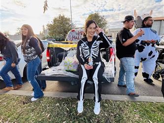 Trunk-or-treat